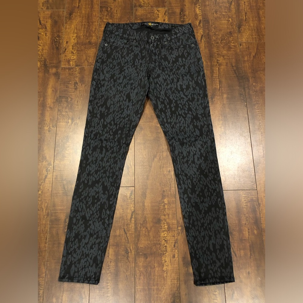 Lucky Brand Jeans 2/26 Charlie Skinny Animal Print Leopard Black Grey Denim